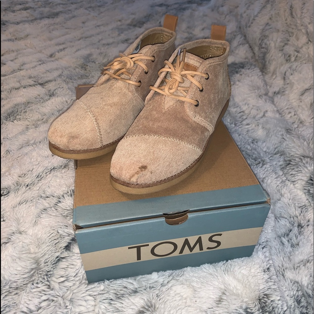 Toms shoes